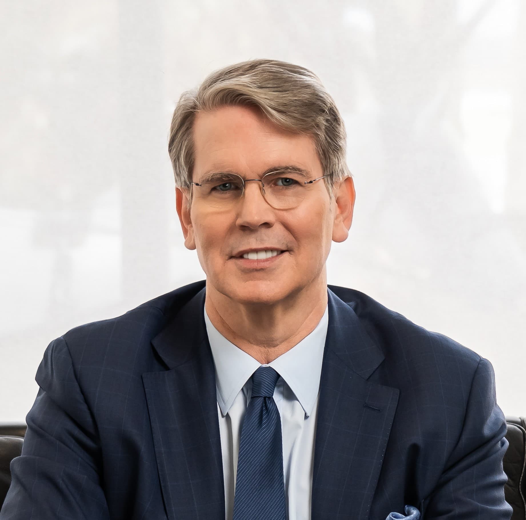 Official portrait of U.S. Treasury Secretary Scott Bessent