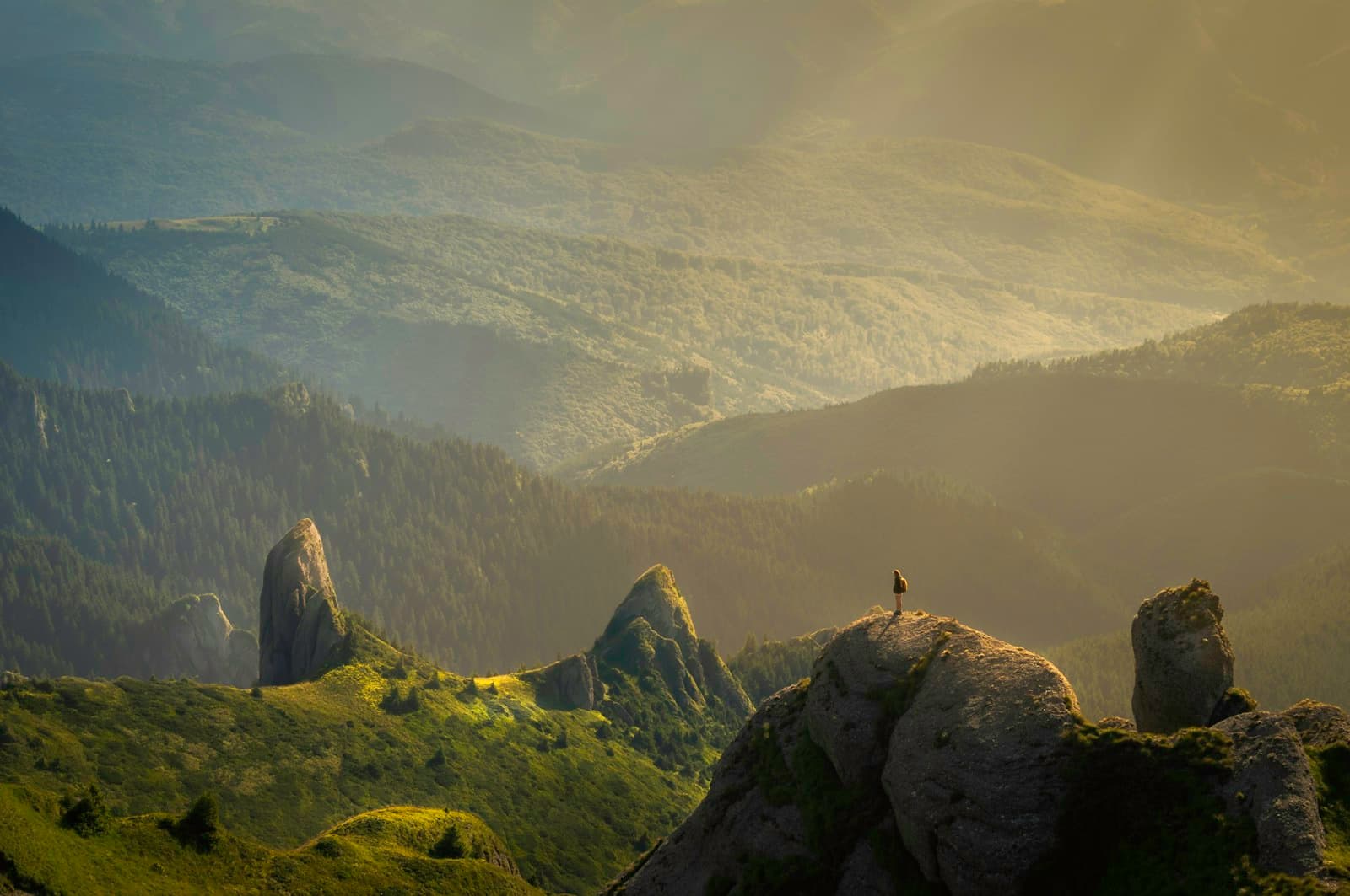 Cloud and rain over a mountain slope, the weather pattern behind the Uttarakhand alerts
